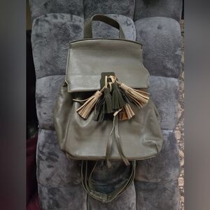 ⭐️Shirleah CHICAGO Olive Green Leather Backpack with Tassel Accents⭐️
